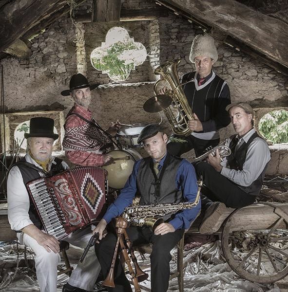 Metrò spettacoli - Marching Band - Gnuco Alpen Sgnapa Band